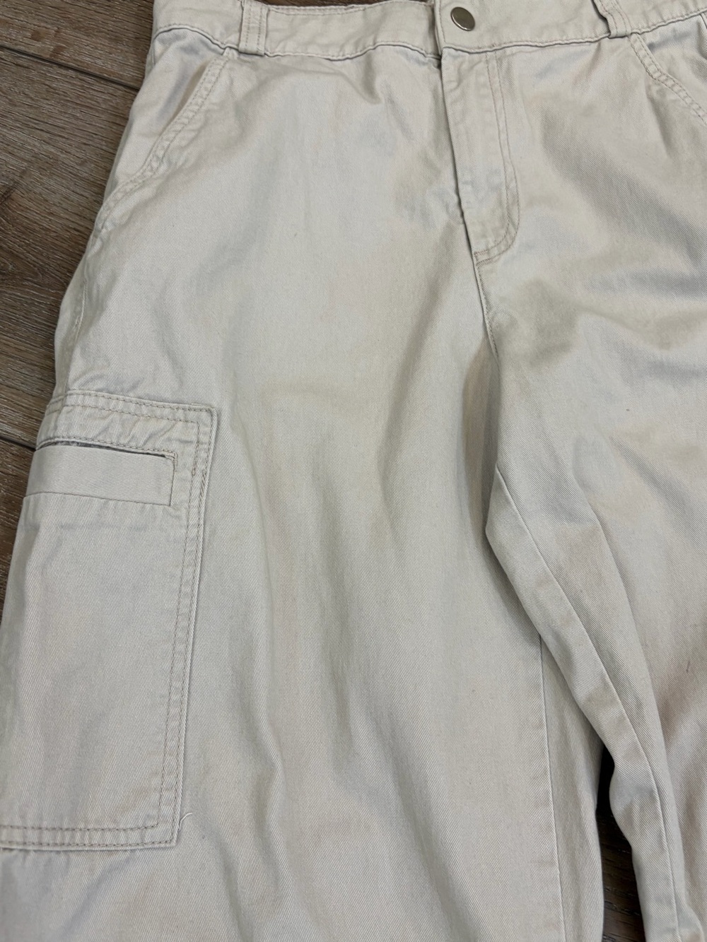 H&M Cream Beige Utility Cargo Pants Size 6 Straight Leg - Picture 3 of 8